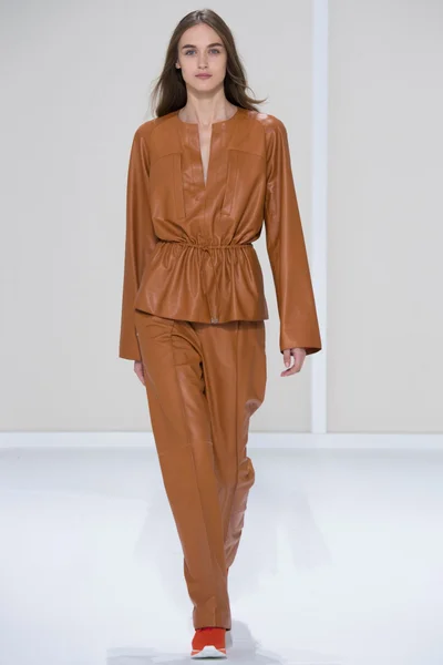 Look 39
